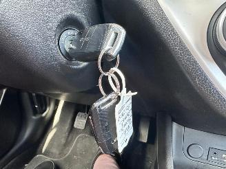 Kia Picanto 1.0 CVVT NAVI / CAM picture 12