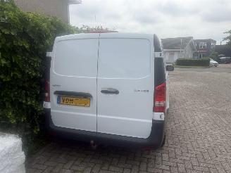 Mercedes Vito 114 CDI LANG AIRCO 210000NAP picture 2