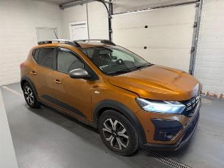 uszkodzony samochody osobowe Dacia Sandero PANORAMA 2023/6