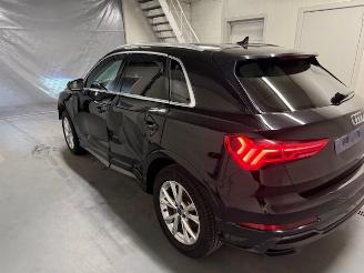 Audi Q3 S-LINE picture 4
