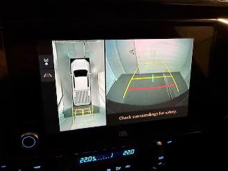 Toyota Hilux  picture 24