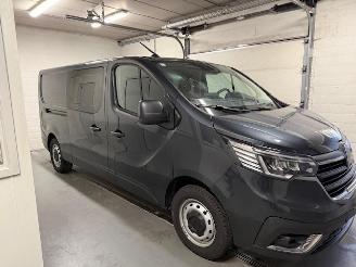 skadebil auto Renault Trafic  2025/8