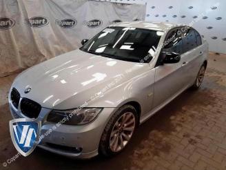 Sloopauto BMW 3-serie 3 serie (E90), Sedan, 2005 / 2011 318i 16V 2010/2
