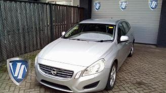demontáž osobní automobily Volvo V-60 V60 I (FW/GW), Combi, 2010 / 2018 1.6 DRIVe 2012