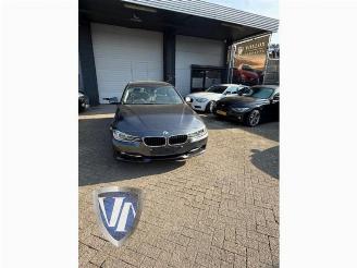  BMW 3-serie 3 serie (F30), Sedan, 2011 / 2018 320i 2.0 16V 2014/9