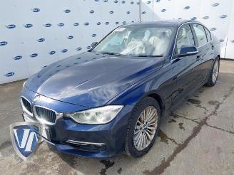 Salvage car BMW 3-serie 3 serie (F30), Sedan, 2011 / 2018 320i 2.0 16V 2012/9