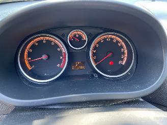 Opel Corsa 1.2 5drs picture 8