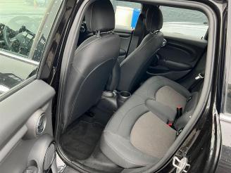 Mini One 75KW Essential Trim Navi picture 14