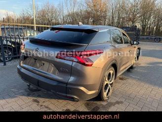 Damaged car Citroën C5 X C5X Feel Pack Hybrid 132 kW 2024/1