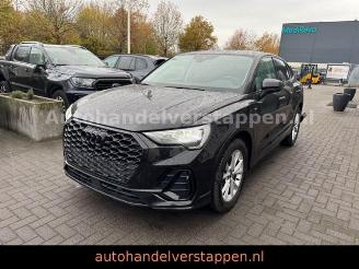 Voiture accidenté Audi Q3 Sportback 35 TFSI S line Sport 2021/4