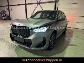 BMW iX1 30 xDrive M Sport Harman Pano HUD Leder picture 1