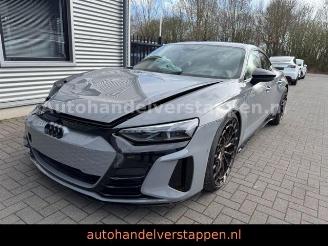 Damaged car Audi E-tron GT RS 440KW Quattro S-Line B&O Matrix 2023/7