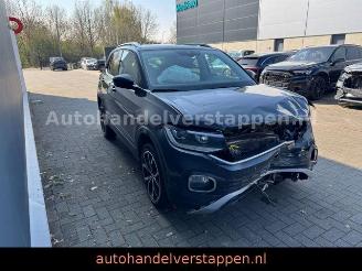krockskadad bil auto Volkswagen T-Cross Style DSG 85KW Urano-Grau uni Facelift 2020/3