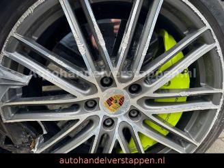 Porsche Panamera Turbo S E-Hybrid GT SIlver MEGA VOLL picture 11