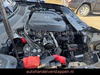 Land Rover Defender 110 D250 3.0L X-Dynamic SE Pano BLACK P picture 15
