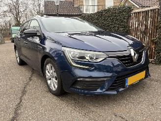 skadebil auto Renault Mégane 1.3 TCI 2020 2020/8