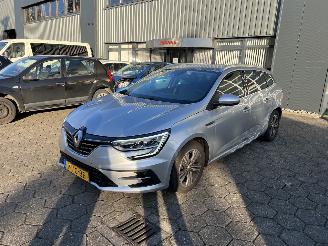 uszkodzony samochody osobowe Renault Mégane 1.3 TCe Intens 2022/2