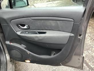Renault Scenic Scenic III (JZ), MPV, 2009 / 2016 2.0 16V CVT picture 29