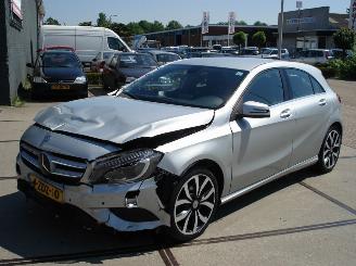 Uttjänta bilar auto Mercedes A-klasse 1.5 A-180 CDI, A-180d 16_V (176.012; 176.212) 2014/12