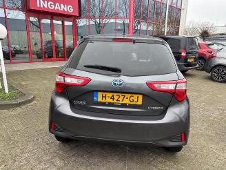 Toyota Yaris Yaris III (P13), Hatchback, 2010 / 2020 1.5 16V Hybrid picture 2