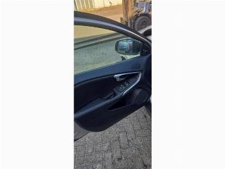 Volvo V-40 V40 Cross Country (MZ), Hatchback 5-drs, 2012 / 2019 1.5 T3 16V Geartronic picture 7