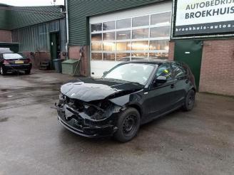 Vrakbiler auto BMW 1-serie 1 serie (E87/87N), Hatchback 5-drs, 2003 / 2012 118i 16V 2010/6