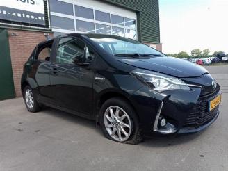 Toyota Yaris Yaris III (P13), Hatchback, 2010 / 2020 1.5 16V Hybrid picture 9