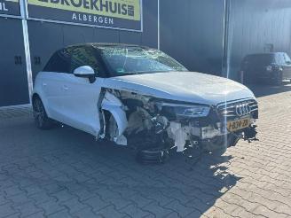 Audi A1 A1 Sportback (8XA/8XF), Hatchback 5-drs, 2011 / 2018 1.0 TFSI Ultra 12V picture 7