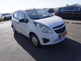 Chevrolet Spark 1.0 12v picture 4