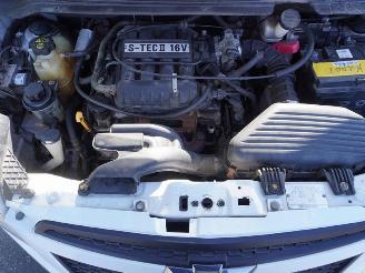 Chevrolet Spark 1.0 12v picture 10