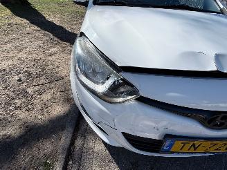 Hyundai I-20 74 kW (101 PK) 1396 cc. picture 8