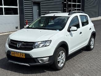 Dacia Sandero Stepway 0.9 TCE 12V Hatchback  Benzine 898cc 66kW (90pk) FWD picture 1