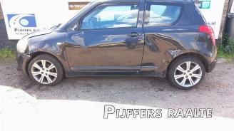Coche siniestrado Suzuki Swift Swift (ZA/ZC/ZD1/2/3/9), Hatchback, 2005 / 2011 1.3 VVT 16V 2008/7