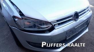 Volkswagen Polo Polo V (6R), Hatchback, 2009 / 2017 1.6 TDI 16V 90 picture 12