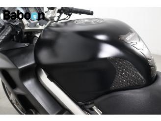 Honda VFR 800 F picture 16