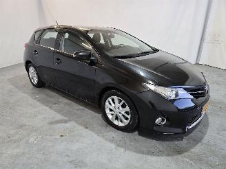 Damaged car Toyota Auris 2.0D Bussines Pro 2014/7