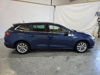 Renault Mégane Estate 1.6 dCi Série Signature Exclusiv picture 8