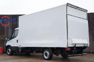 Iveco Daily 35S16 2.3 HPi Koffer Laadklep Automaat Klima Cruise 115KW Euro 6 picture 2