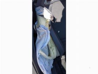 Toyota C-HR C-HR (X2,H2), SUV, 2023 2.0 16V Hybrid 200 picture 31