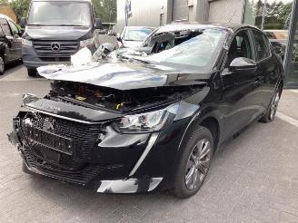 Coche siniestrado Peugeot 208 208 II (UB/UH/UP), Hatchback 5-drs, 2019 e-208 50 kWh 2020/12