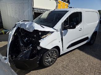 Purkuautot passenger cars Peugeot Partner  2024/6