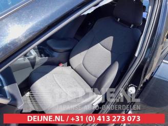 Toyota Rav-4 RAV4 (A5), Terreinwagen, 2018 2.5 Hybrid 16V AWD picture 15