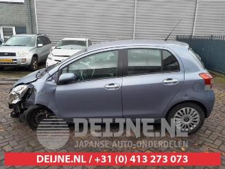 Toyota Yaris Yaris II (P9), Hatchback, 2005 / 2014 1.33 16V Dual VVT-I picture 5