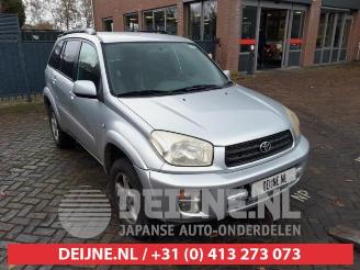 Salvage car Toyota Rav-4 RAV4 (A2), Terreinwagen, 2000 / 2005 2.0 16V VVT-i 4x4 2003/9