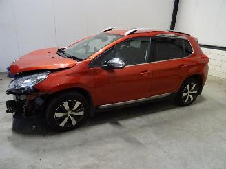 Coche siniestrado Peugeot 2008 1.6 HDI 2015/10