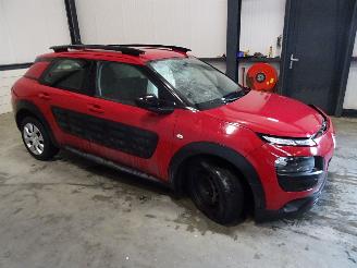 Salvage car Citroën C4 cactus 1.2 VTI 2016/1
