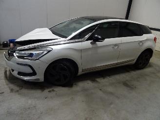 Uttjänta bilar auto Citroën DS5 2.0 HDI 2016/11