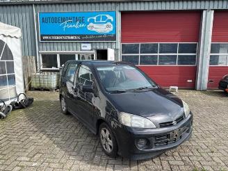 Coche siniestrado Daihatsu Young-rv YRV (M2), Hatchback, 2000 / 2006 1.3 16V DVVT 2004/6