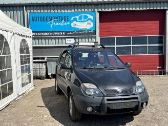 Coche siniestrado Renault Mégane Scénic Scenic I (JA), MPV, 1999 / 2003 2.0 16V RX4 2001/5