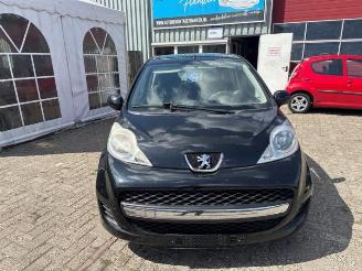 Peugeot 107 107, Hatchback, 2005 / 2014 1.0 12V picture 2